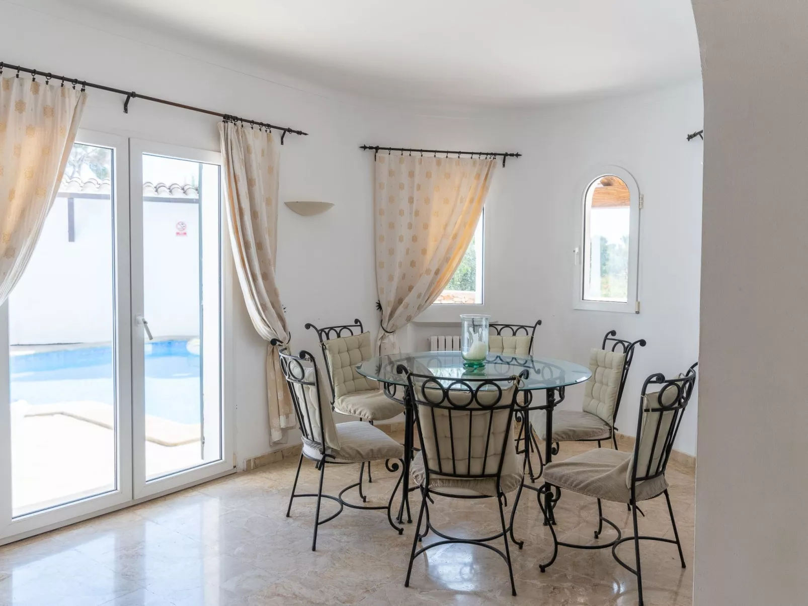 Cristina Ferienhaus in Cala D'or mit Privatpool und Meerblick - Binnen