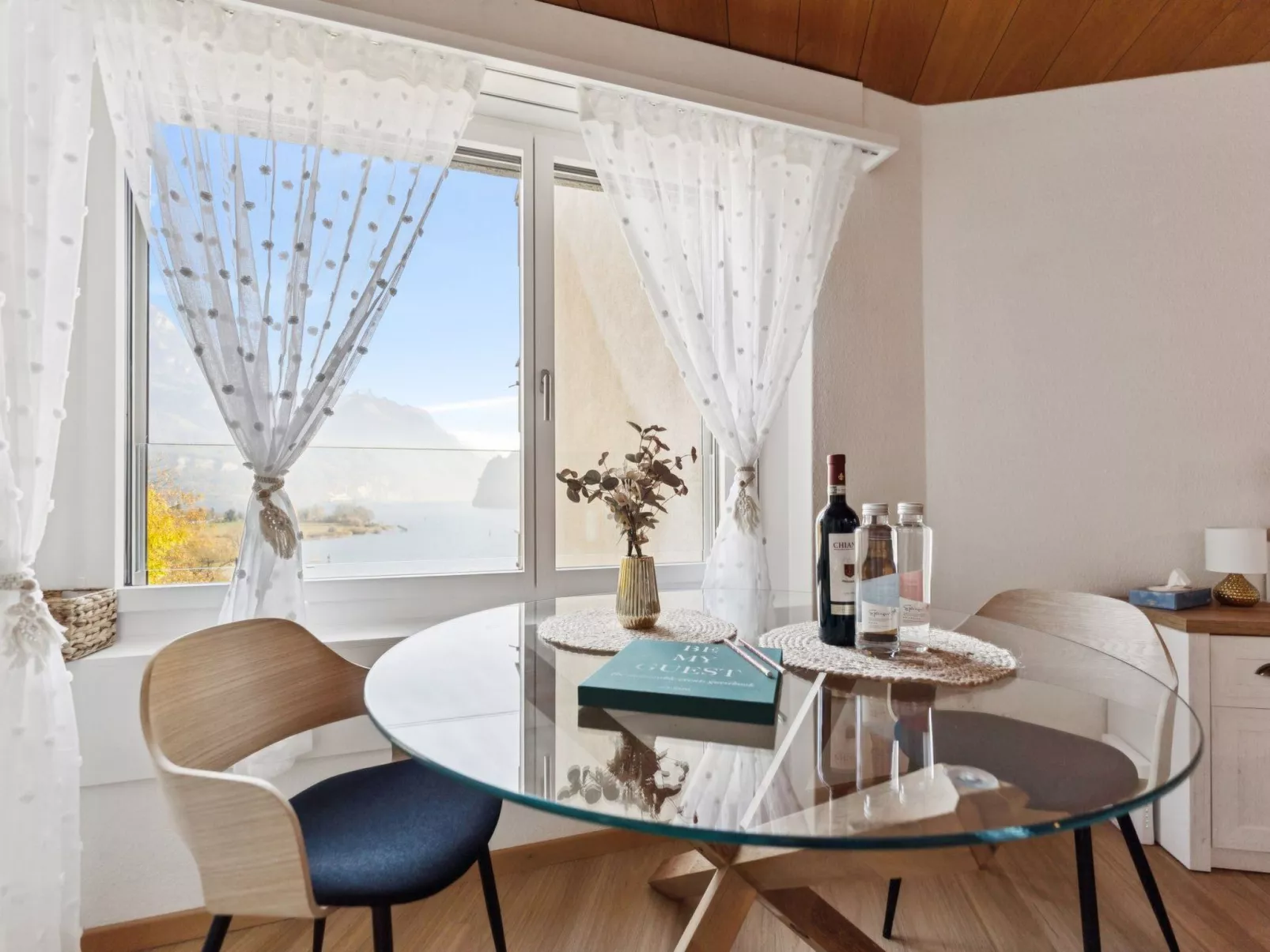 Lake View Studio - Image-tags.info