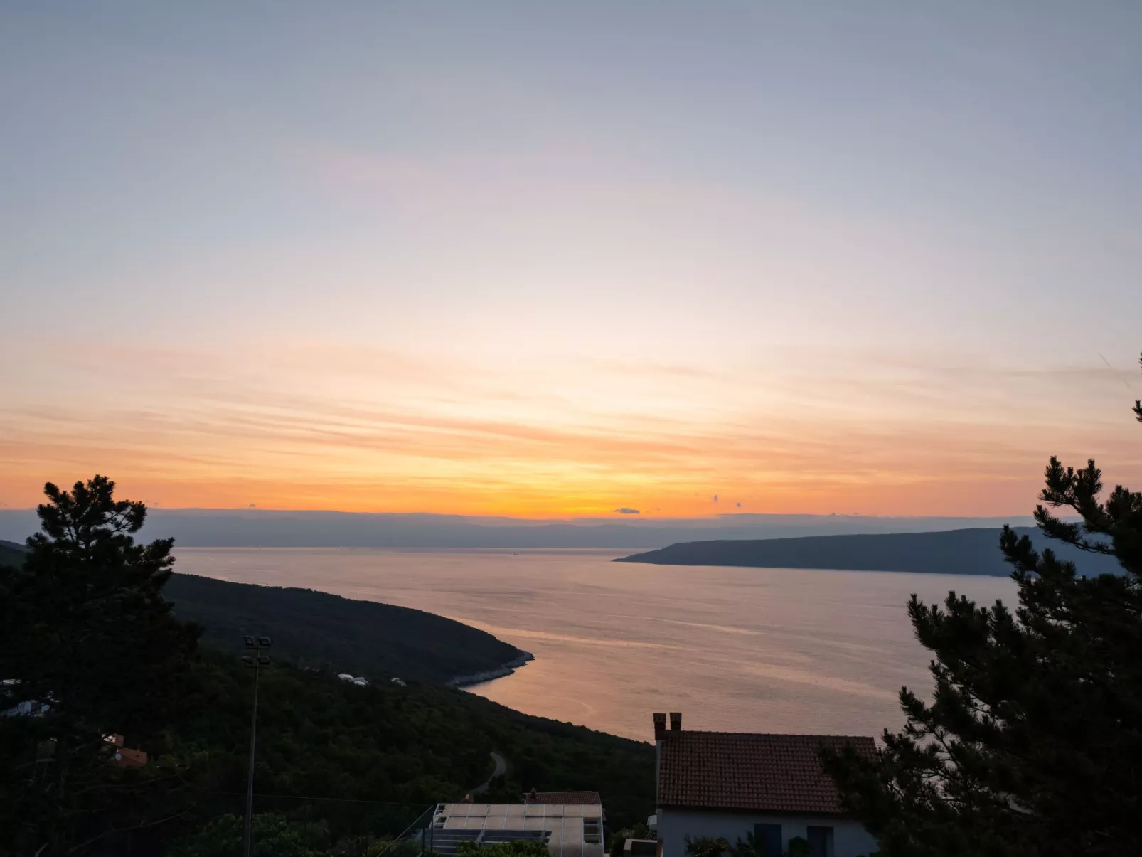 Luxury Seaview Apartment - Image-tags.info