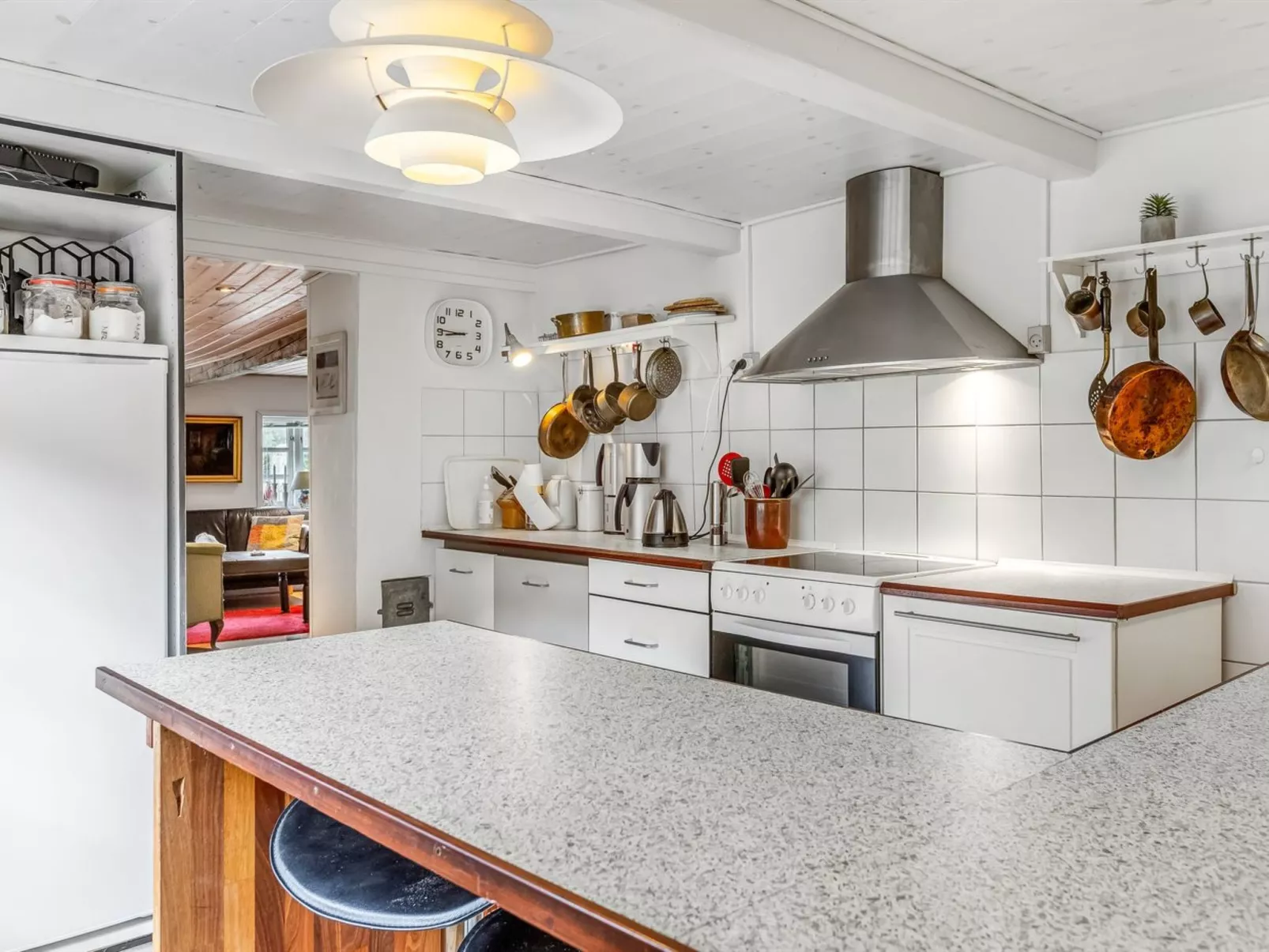 "Jouni" - 18km from the sea - Binnen