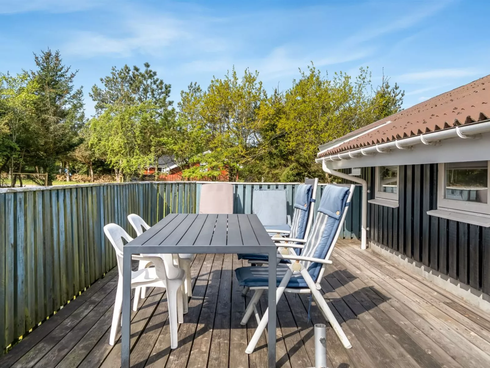 "Josef" - 1.2km from the sea - Buiten