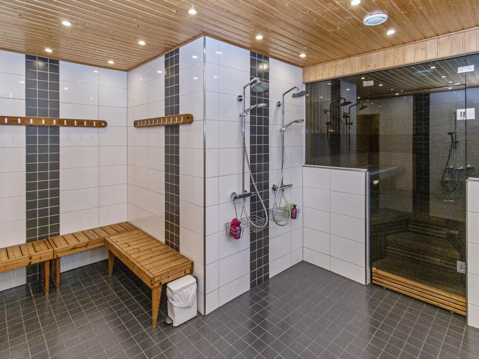 Villa kupsala - Binnen