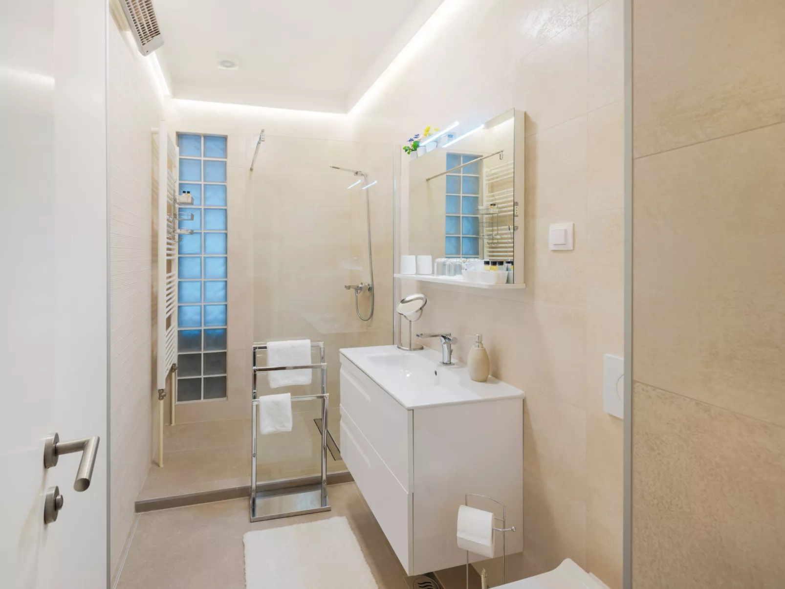 Premium DC apartment Osijek - Binnen