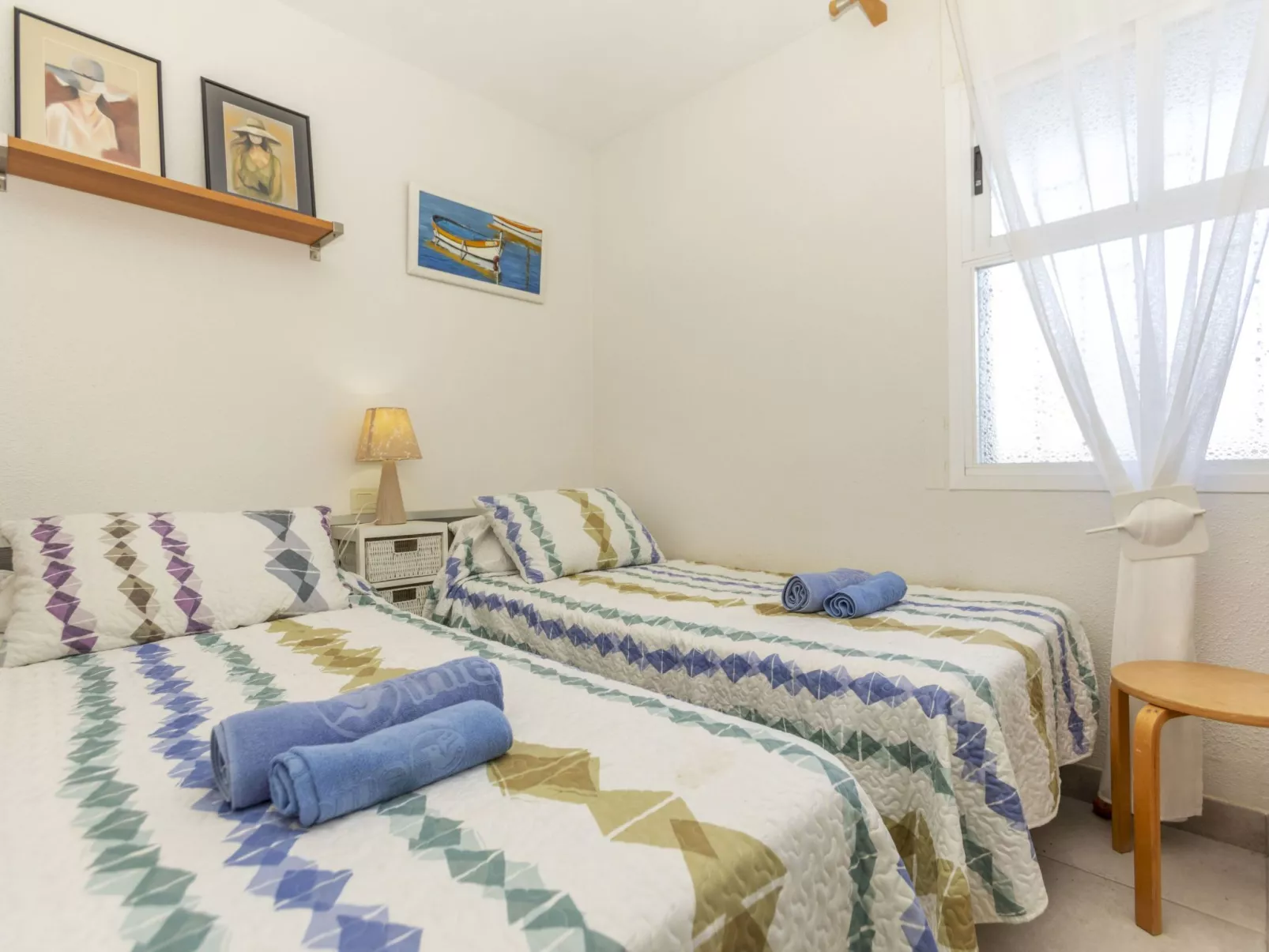 Los Pelicanos V - Binnen