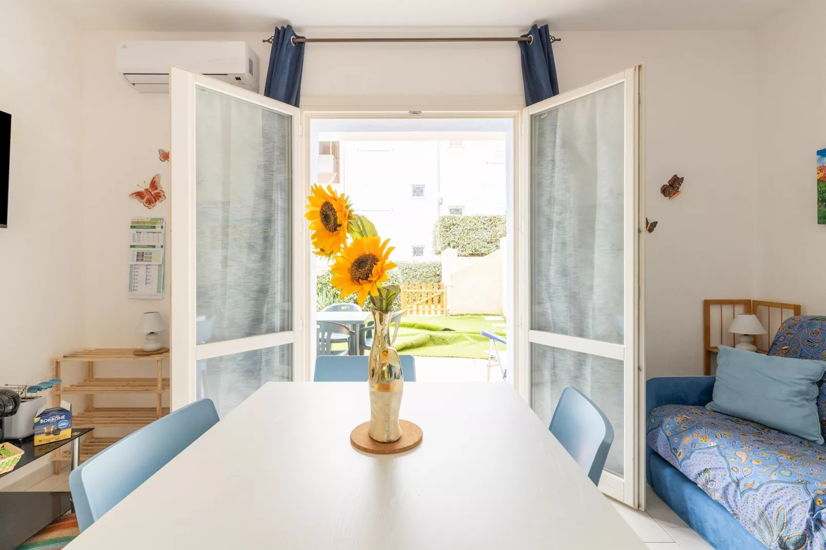 BILO BADESI CON PISCINA - Woonkamer