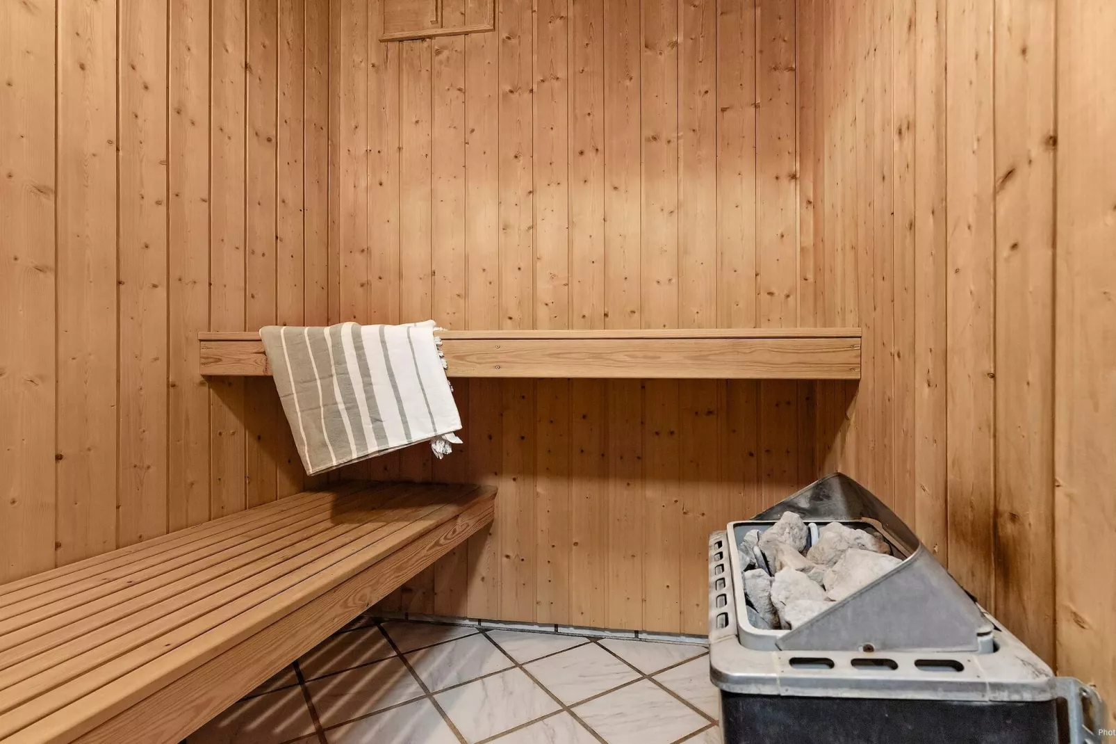 Zeezijde retraite met zwembad -- By Traum Ferienwohnungen-Sauna