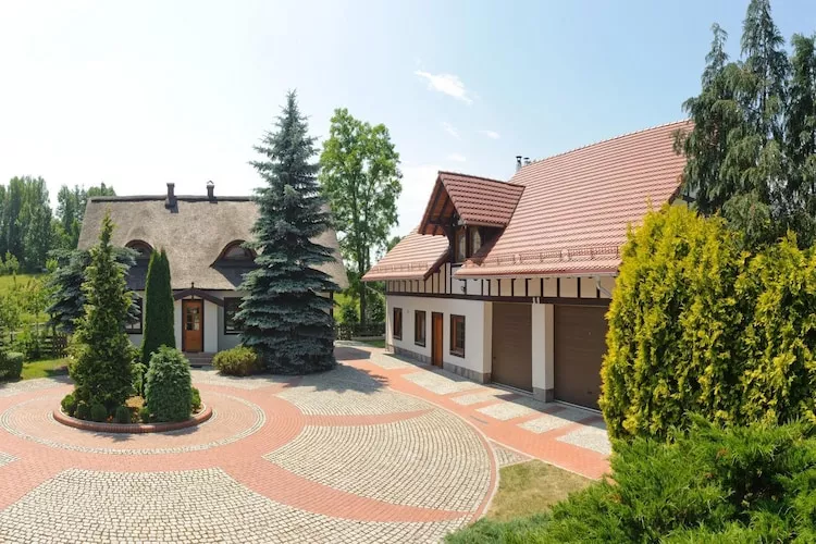 Apartments Rekowo 30 qm-Buitenkant zomer