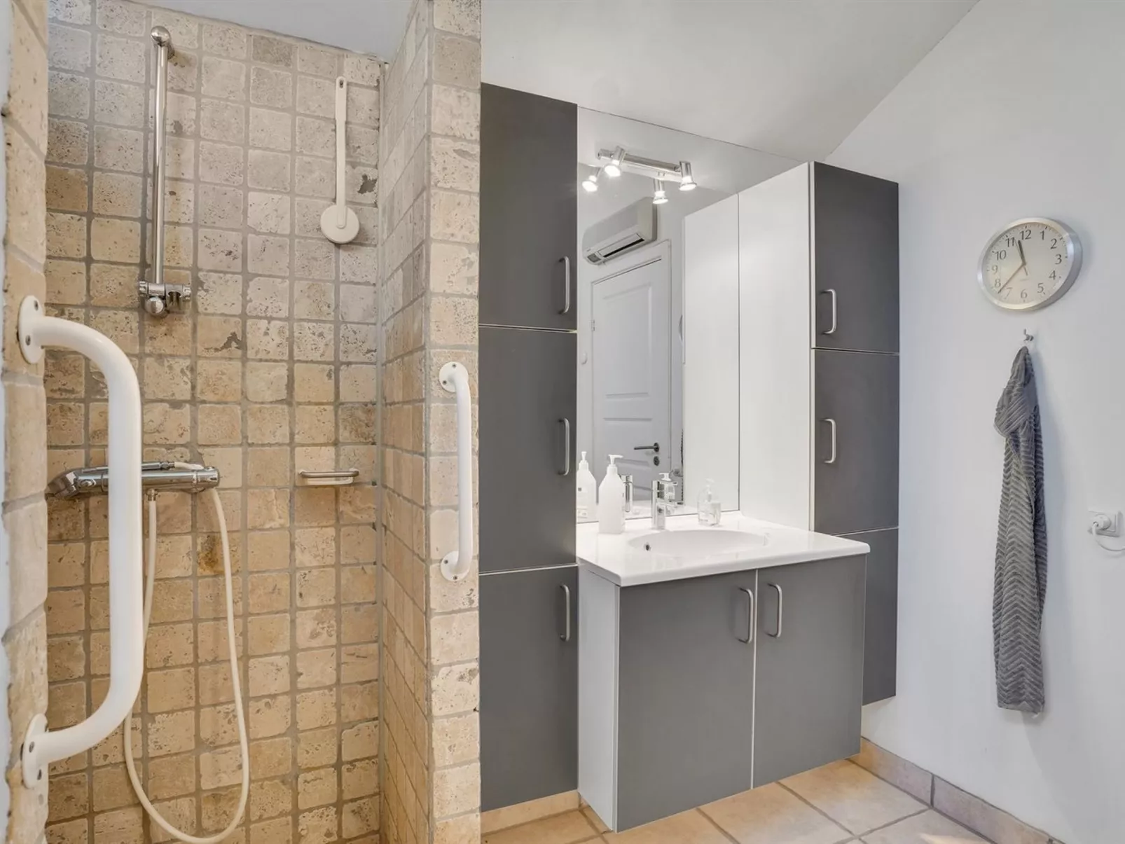 "Lauren" - 200m to the fjord - Binnen