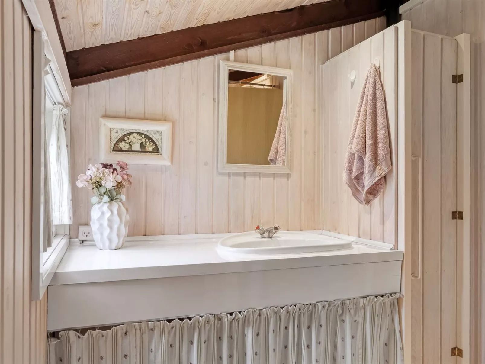 "Ingimar" - 2.2km from the sea-Binnen