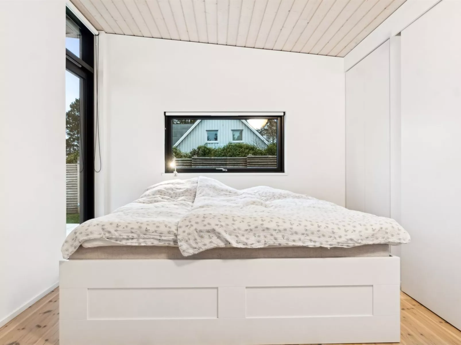 "Herlugh" - 10m from the sea - Binnen