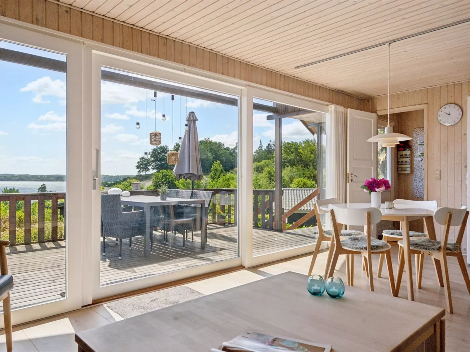 "Sighbiorn" - 150m to the fjord-Binnen