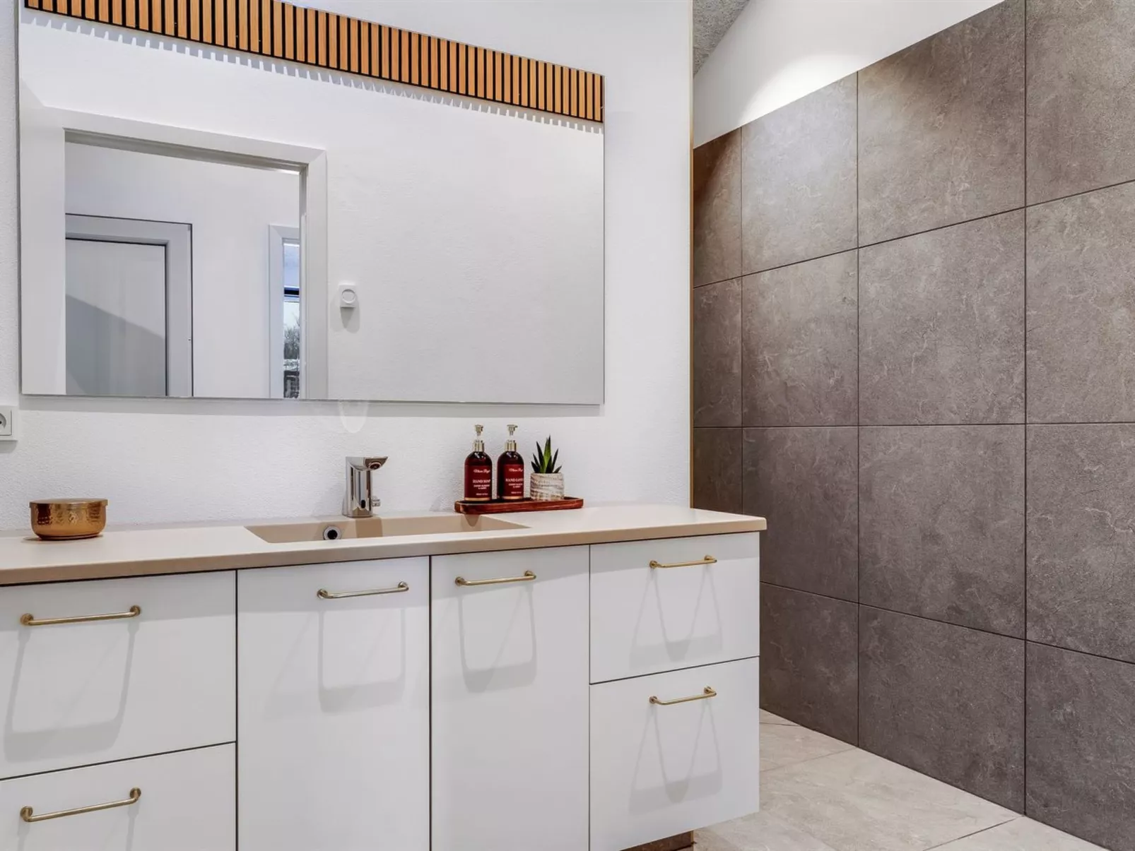 "Berta" - 2km from the sea - Binnen