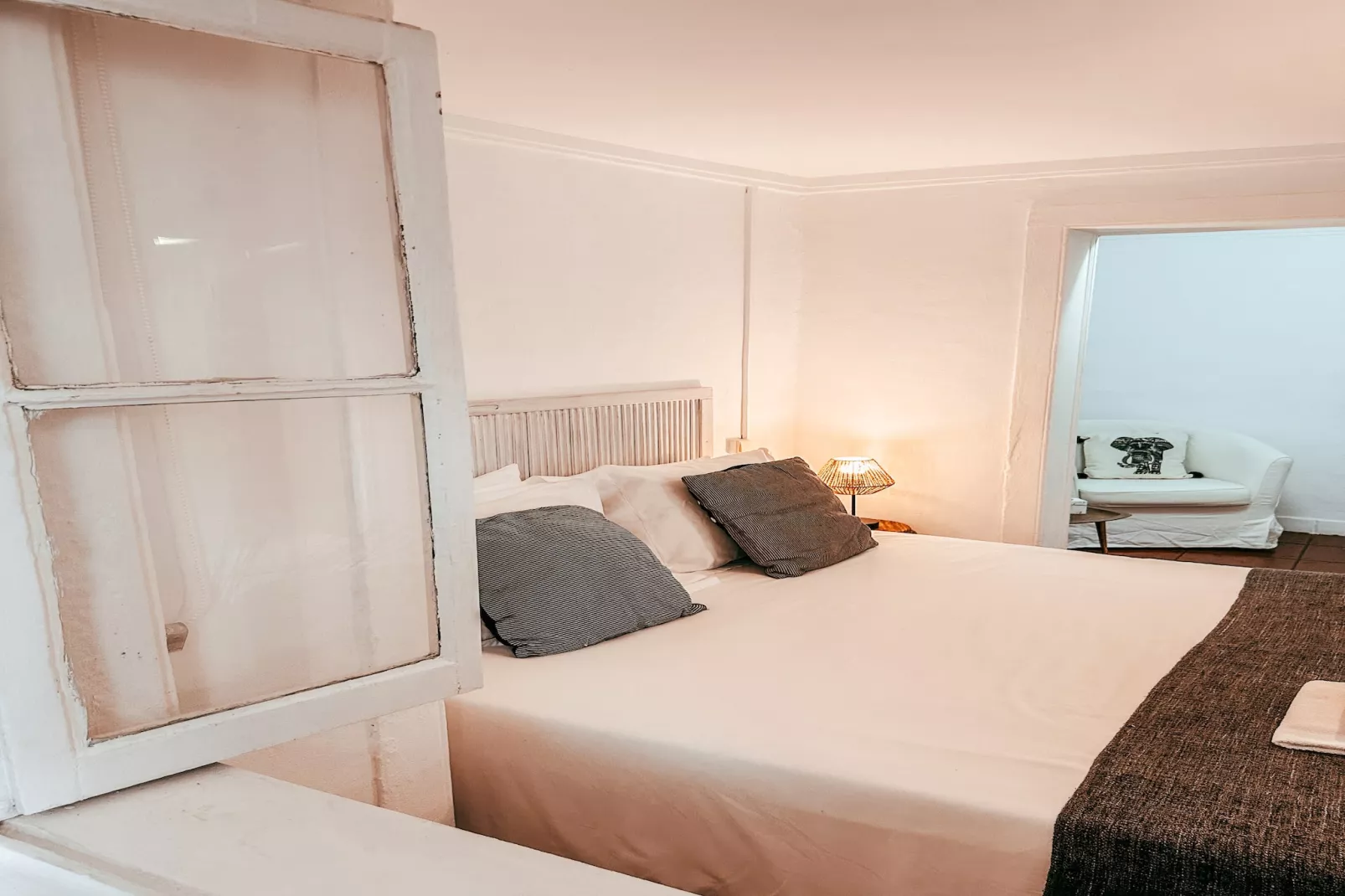 Typical Lisbon Apartment By Gt House-Slaapkamer