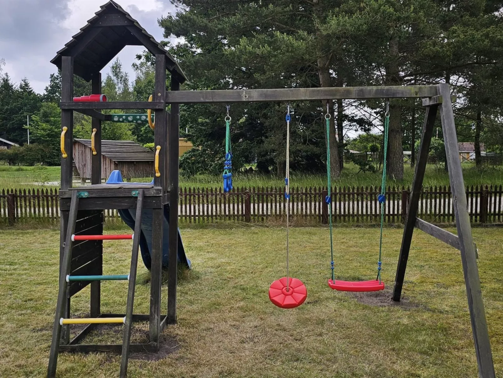 "Senija" - 6.5km from the sea-Buiten