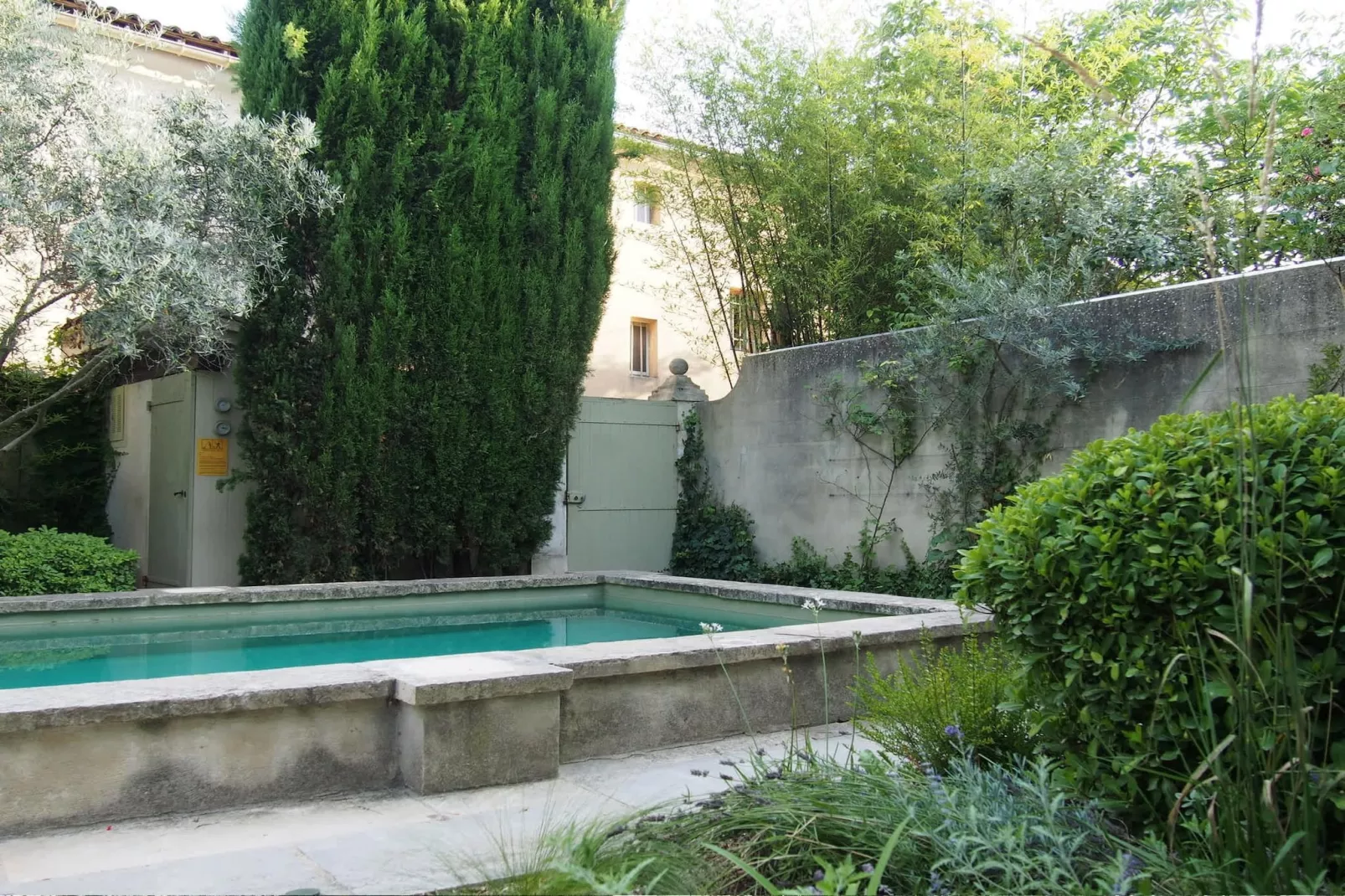 Mas Maillane demeure du XVIIIe entièrement rénové-Zwembad