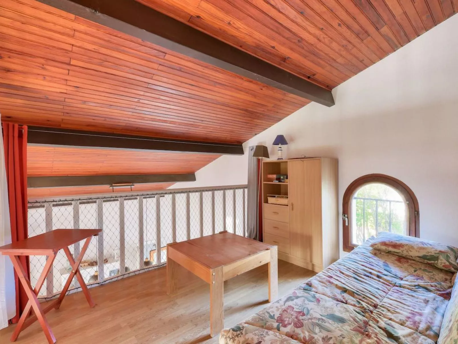 Swimmingpool - Strand - Geschäfte - Image-tags.info