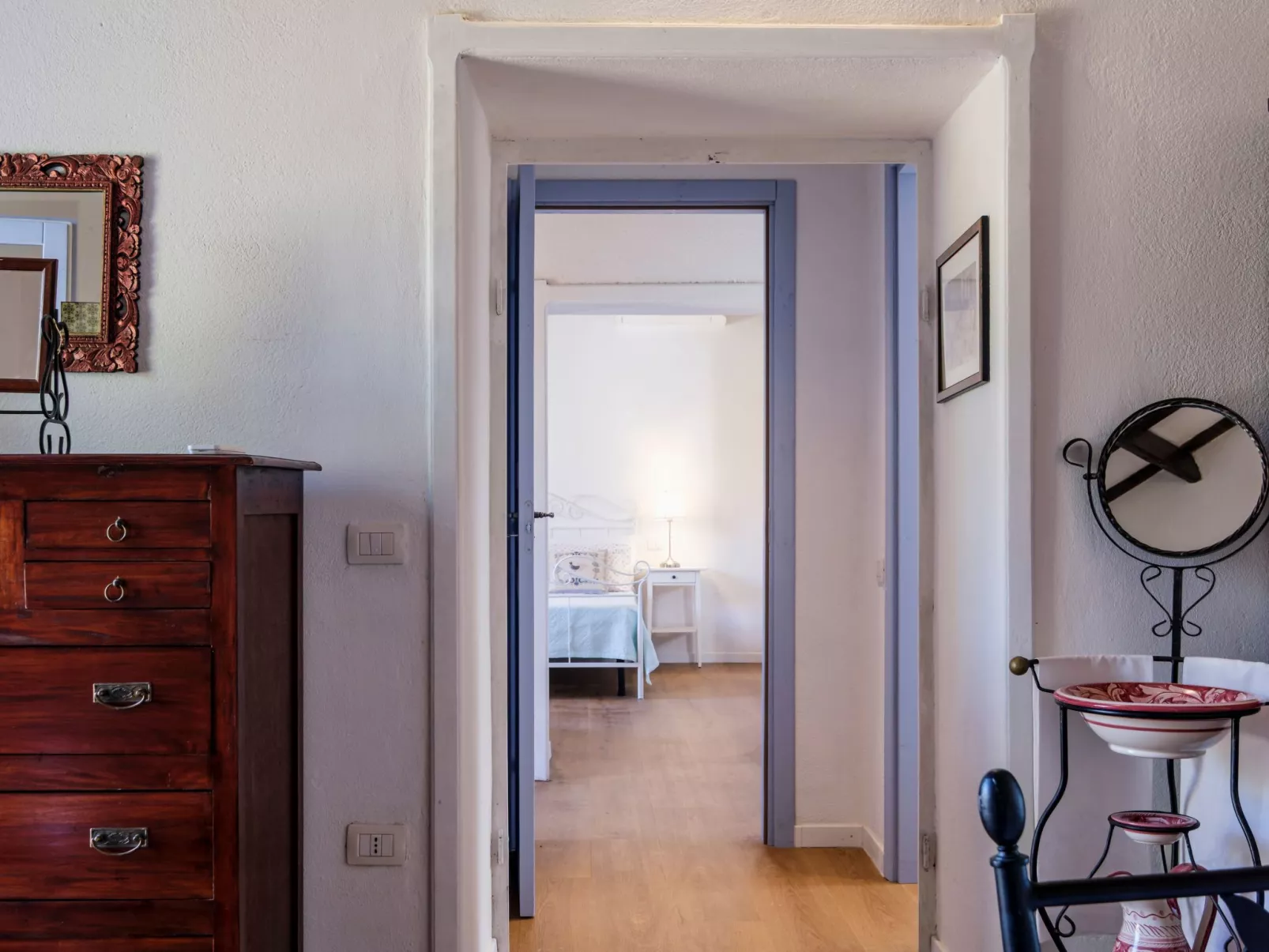 Altes gallurisches Bauernhaus mit Blick auf Olbia - Binnen