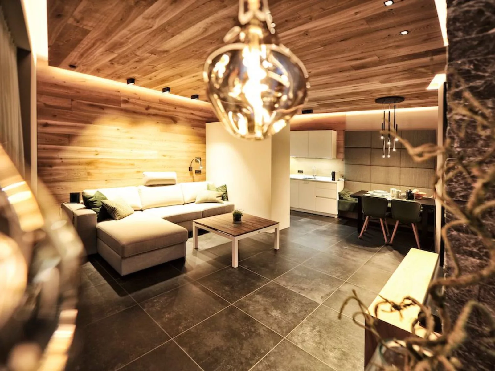 Alpiner Glam Penthouse - Trendy - Cosy - Comfy - Image-tags.info