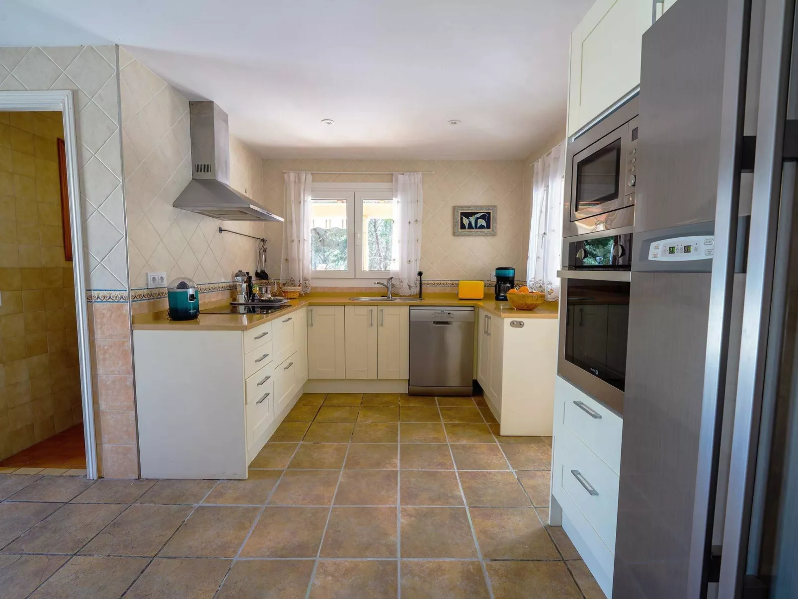 Mit Privatpool für 5 Personen  + 1 Kind ca. 210 m&sup2; in Cala Pi, Balearen (M - Image-tags.info