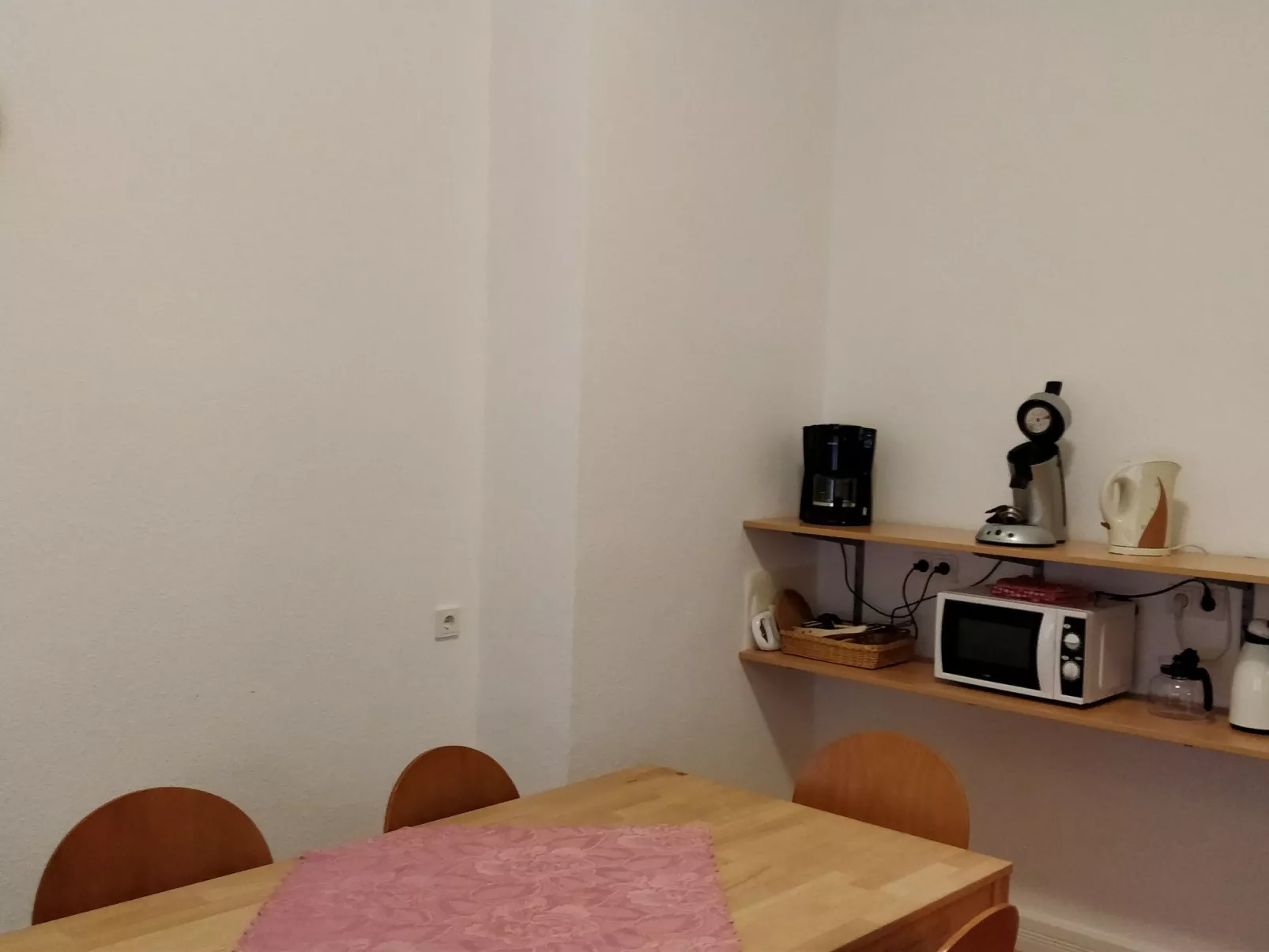 Wohnung in einem historischen Gebäude mit Balkon und Blick auf die Mosel - Image-tags.info