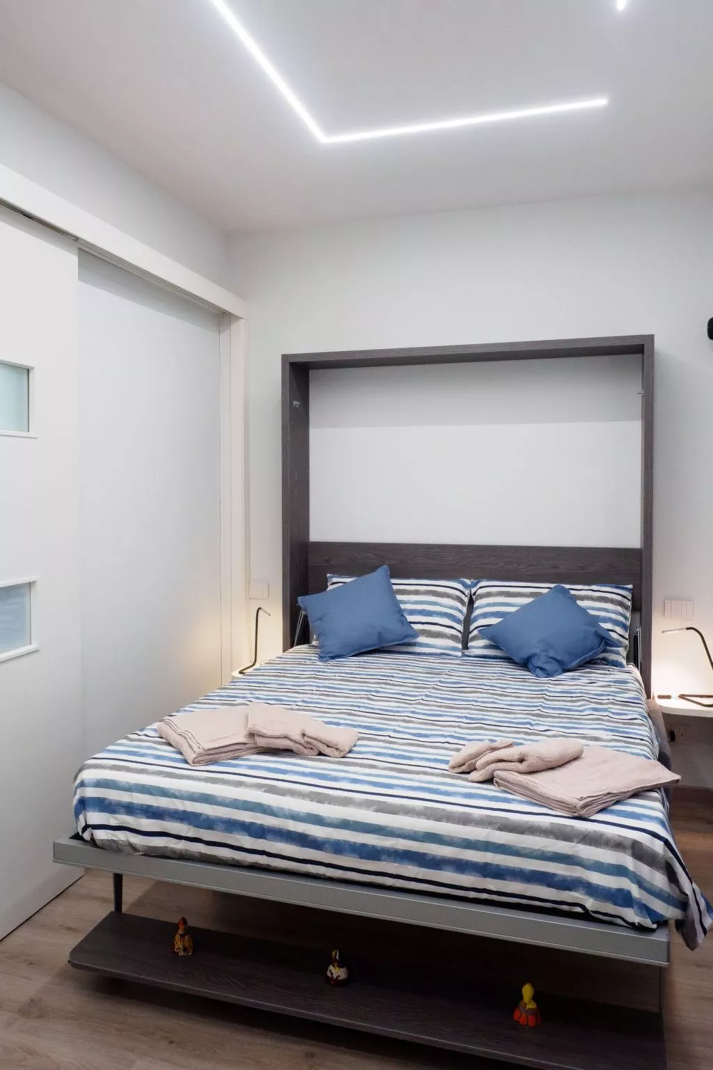 Plebiscito Home Holidays ... Im Herzen von Neapel ... nur 150 Meter von der zen - Image-tags.info