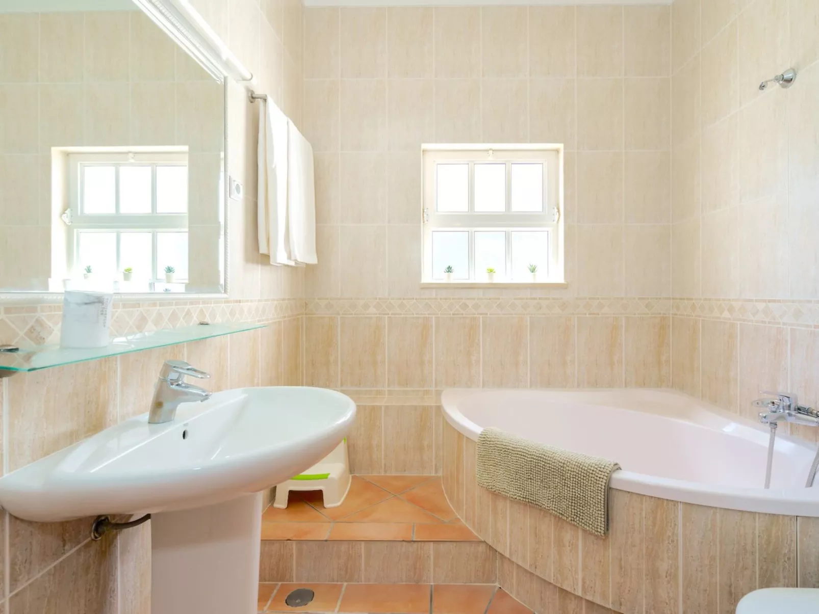 7 Schlafzimmer Villa, Familie, Kinder, Gruppen, Strand, Pool, Garten - Image-tags.info