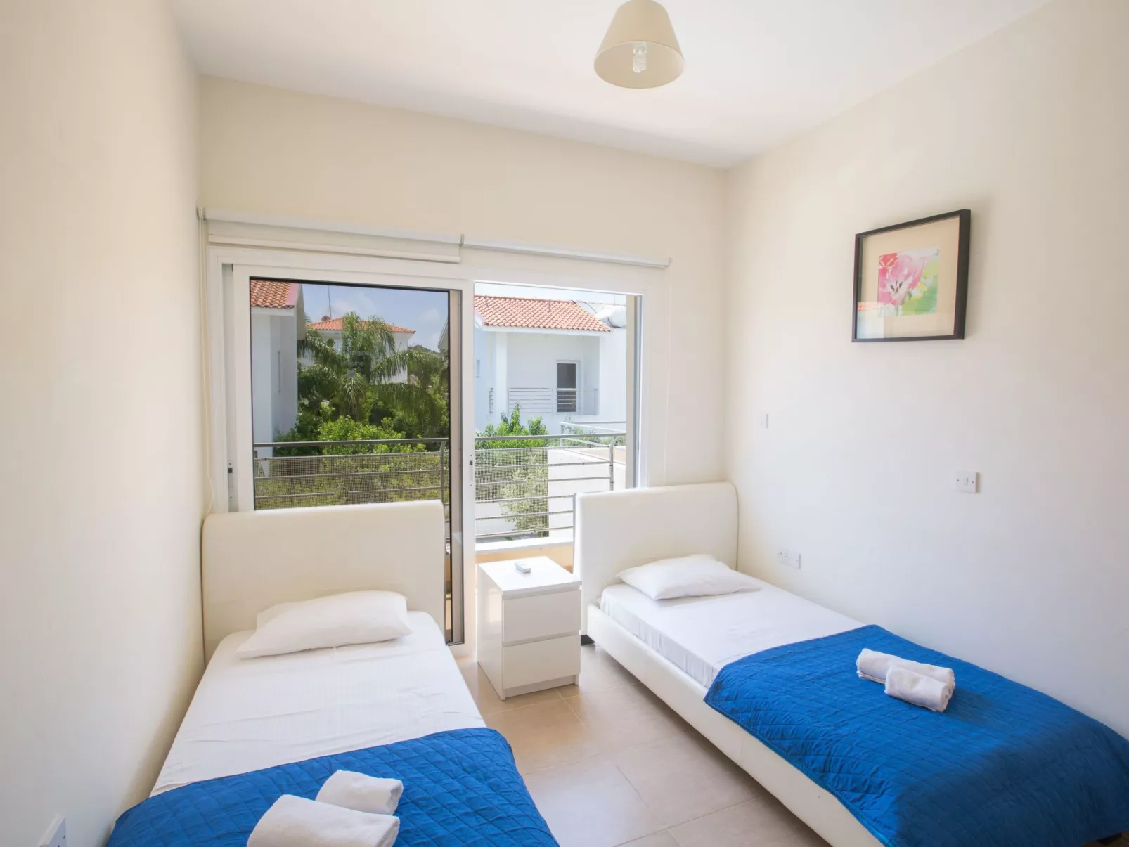 Helle Ferienvilla mit Pool - Image-tags.info