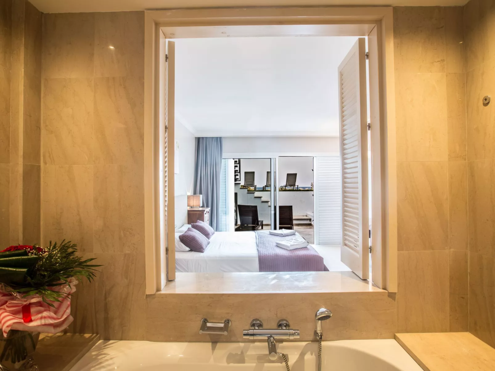 Geräumige Ferienvilla mit atemberaubendem Ausblick - Image-tags.info