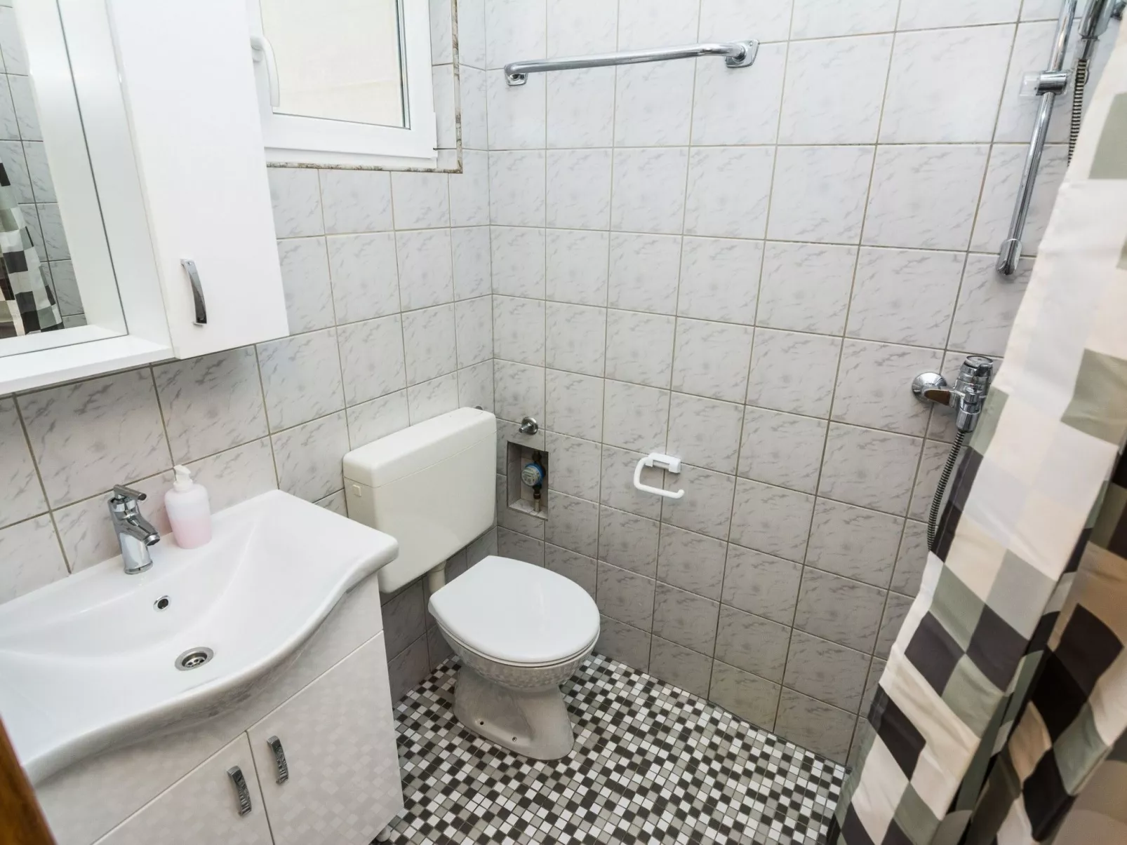 Apartment Skundric 6 - Image-tags.info