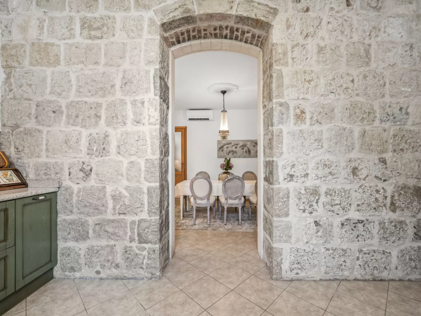 Villa Anna Varos - Image-tags.info