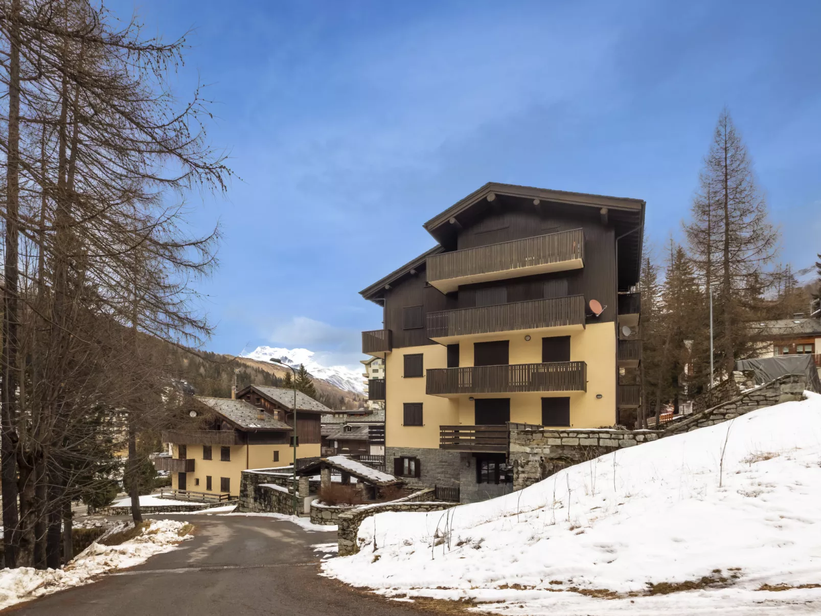 Diga Studio - Buiten