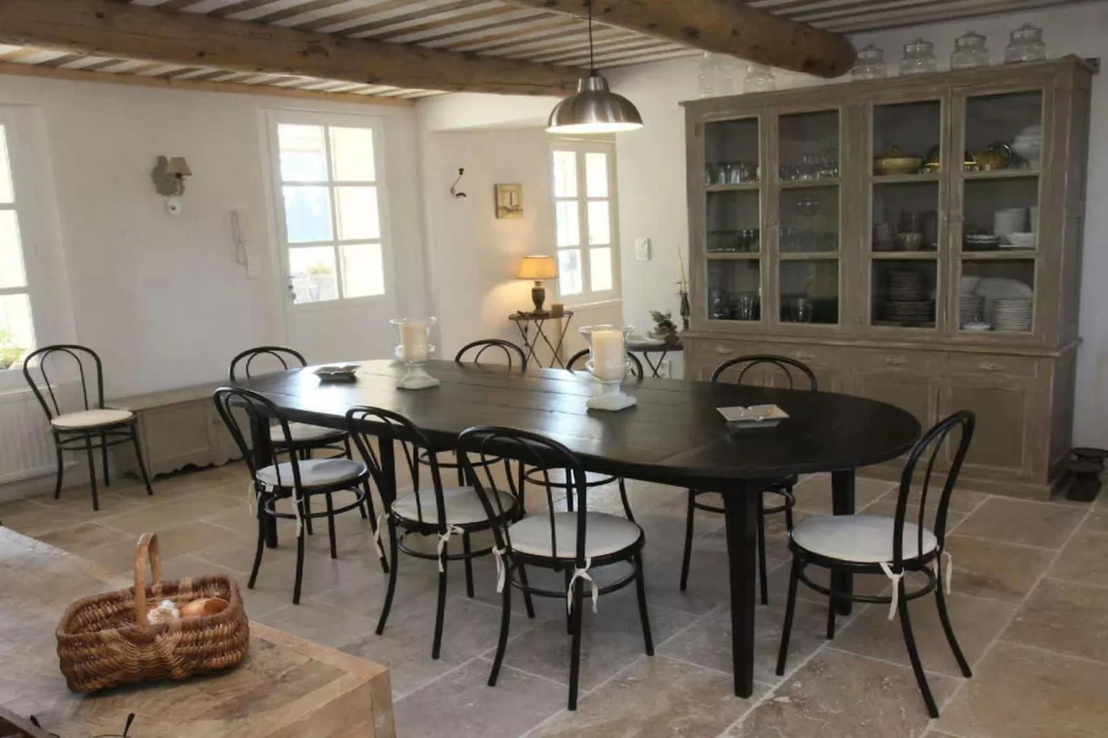 Bast de Charme L141 - Eetkamer