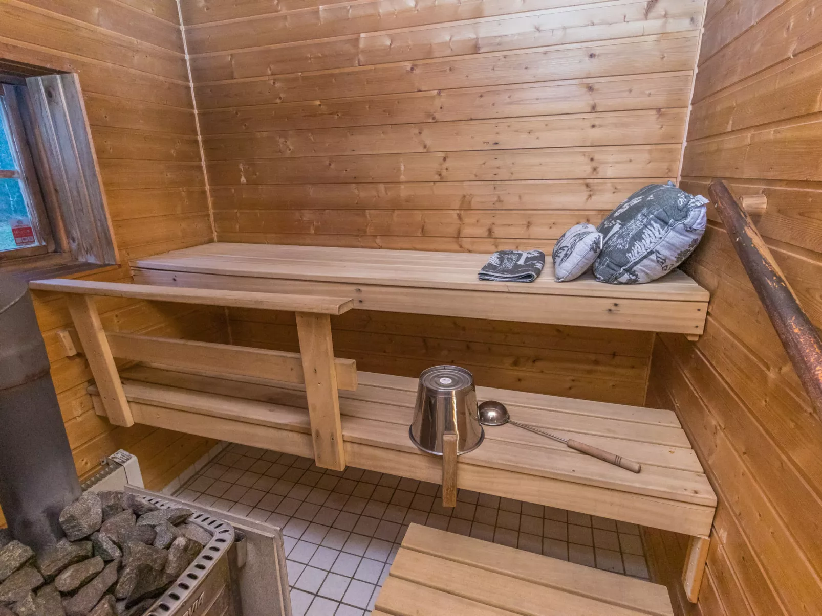 Hännänpää - Binnen