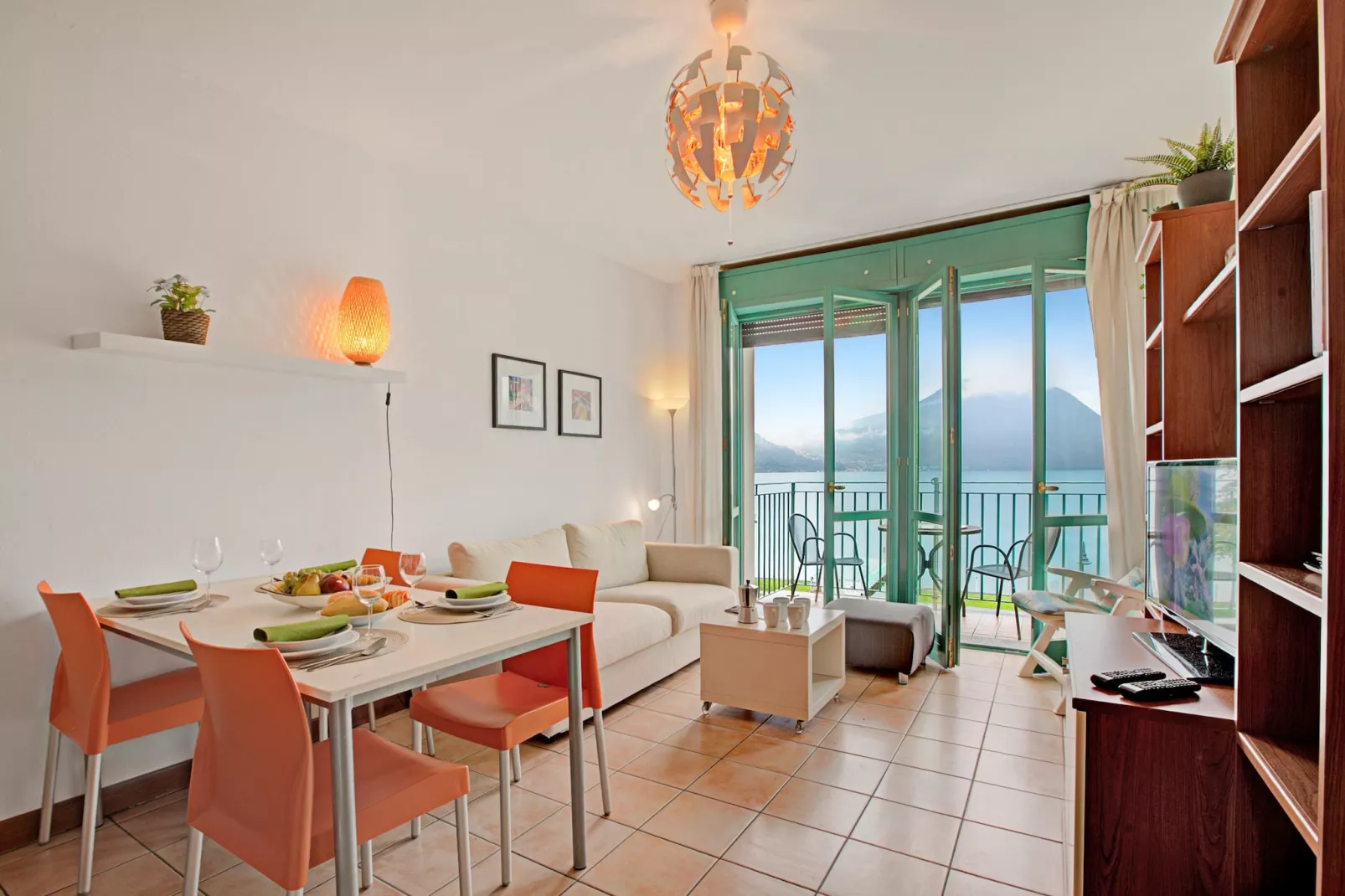 RESIDENCE PORTO LETIZIA - PALACE-1ROOM APT 4 PAX LAKE VIEW PLUS 8205 - P1LP4 - Eetkamer