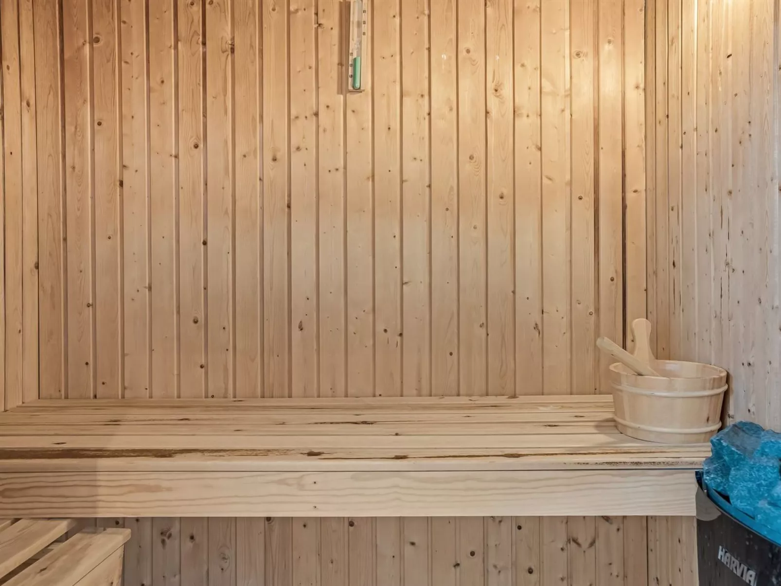 "Atti" - 2.5km from the sea - Binnen