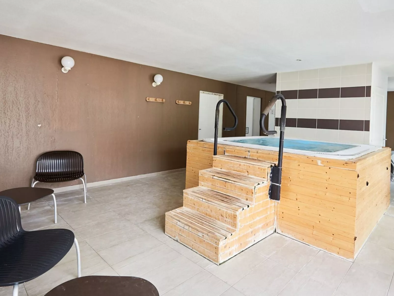 Le Domaine de la Corniche-Binnen