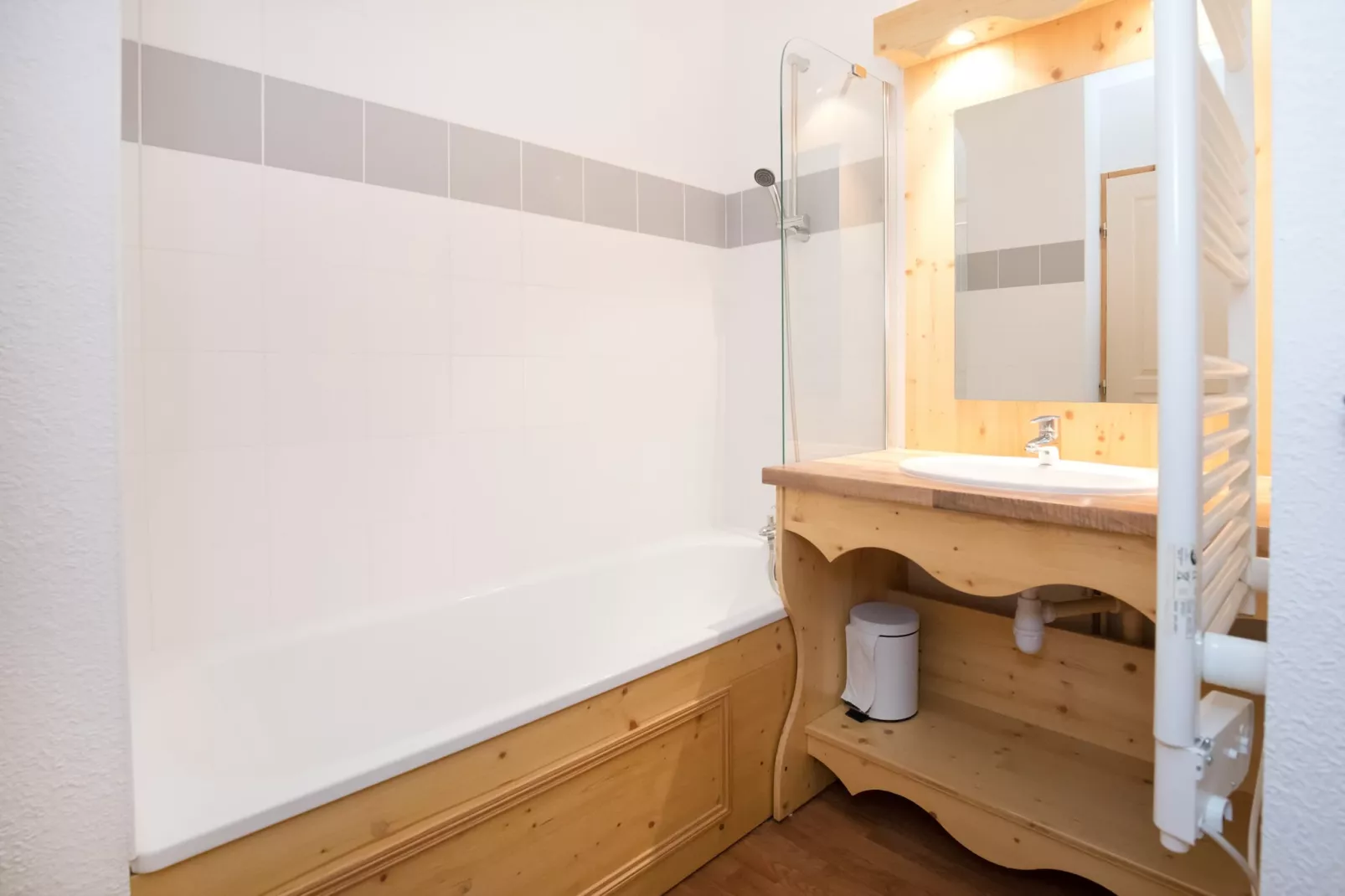 Hameau 8 202 - SPA & PISCINE appartement 4 pers - Badkamer