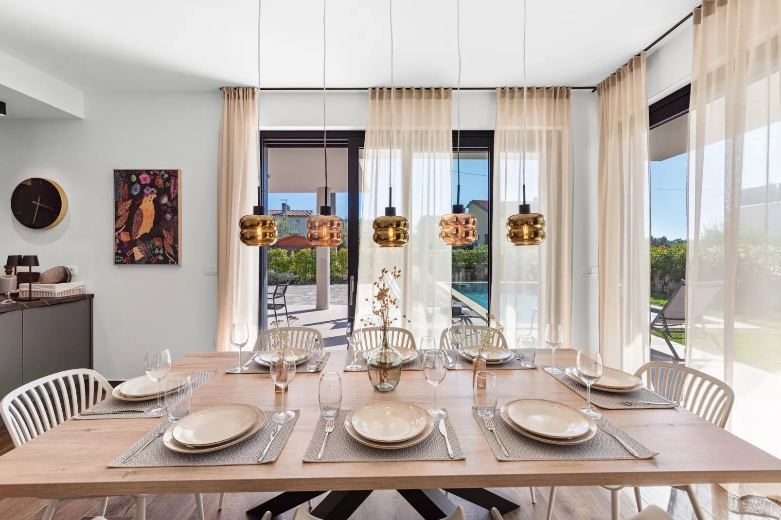 Villa Ava Rossa-Eetkamer