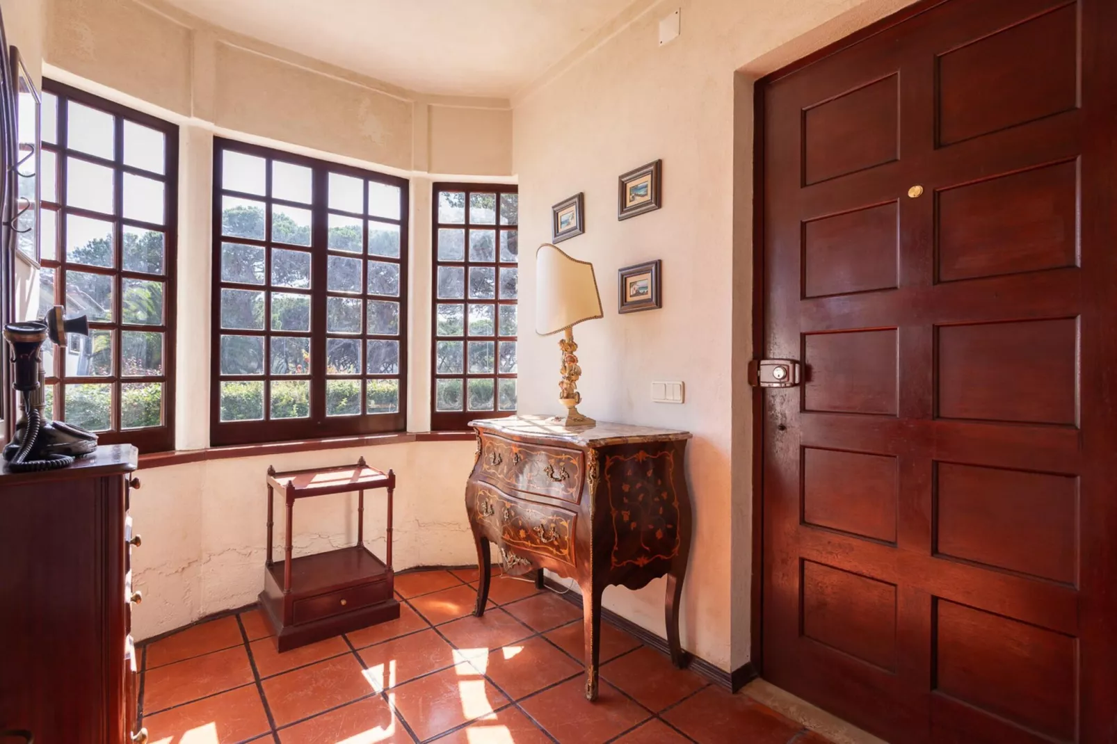 Charming  House and Terrace By Gt House-Overloop