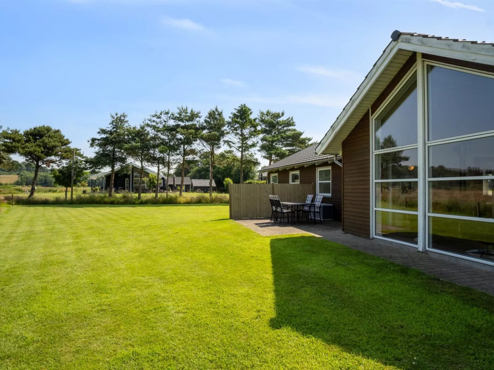 "Neno" - 100m from the sea-Buiten