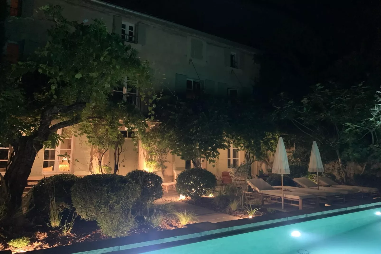 Mas Maillane demeure du XVIIIe entièrement rénové-Zwembad