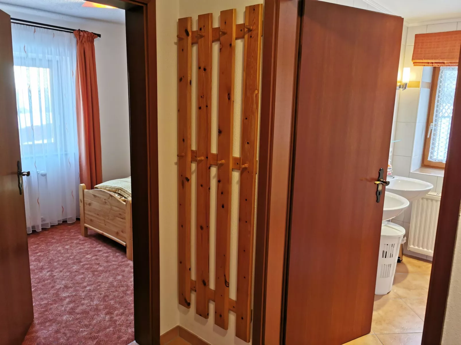 In Ludwigsreut mit Terrasse, Garten und Grill - Image-tags.info