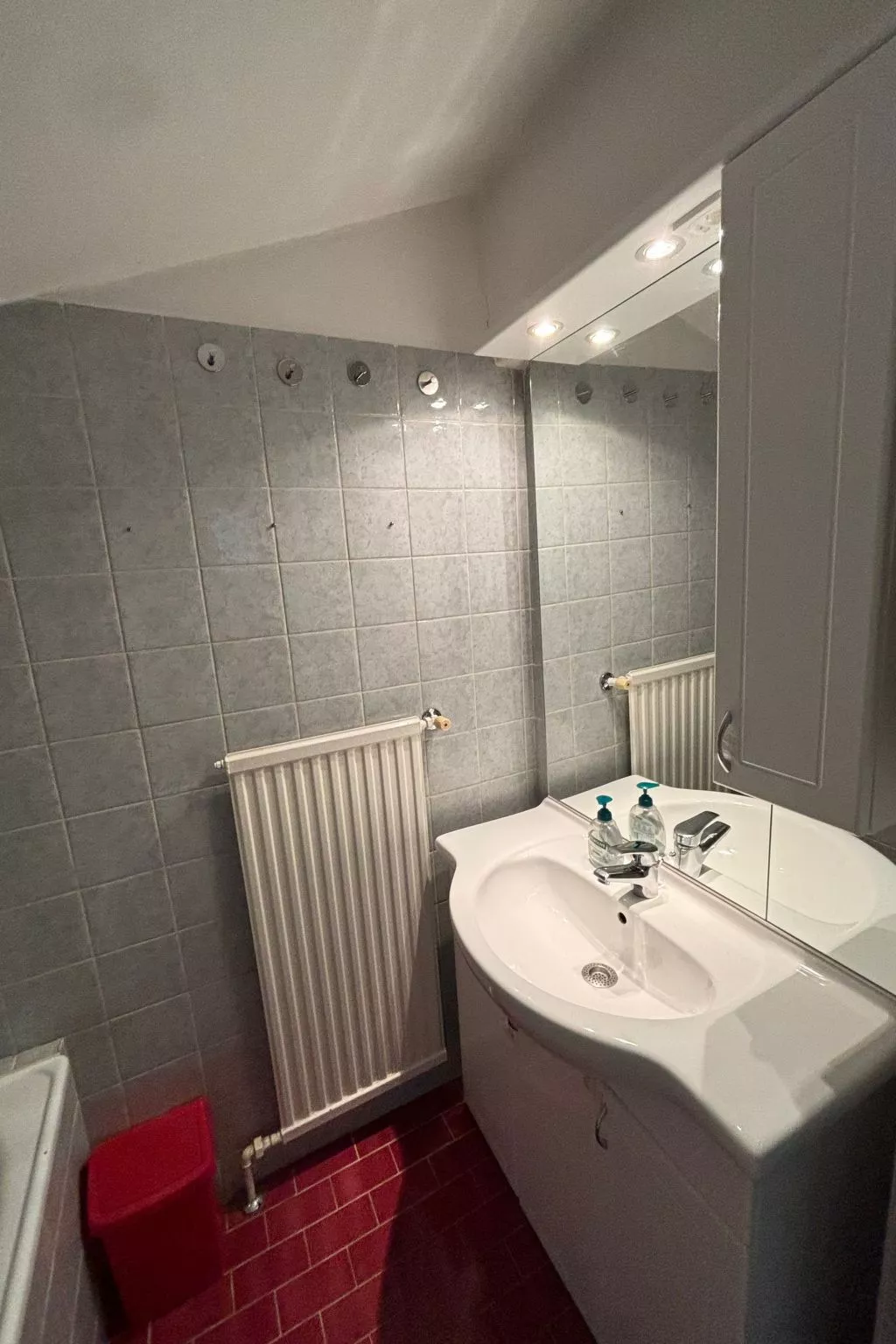 Dachwohnung mit Balkon und Seeblick - Image-tags.info