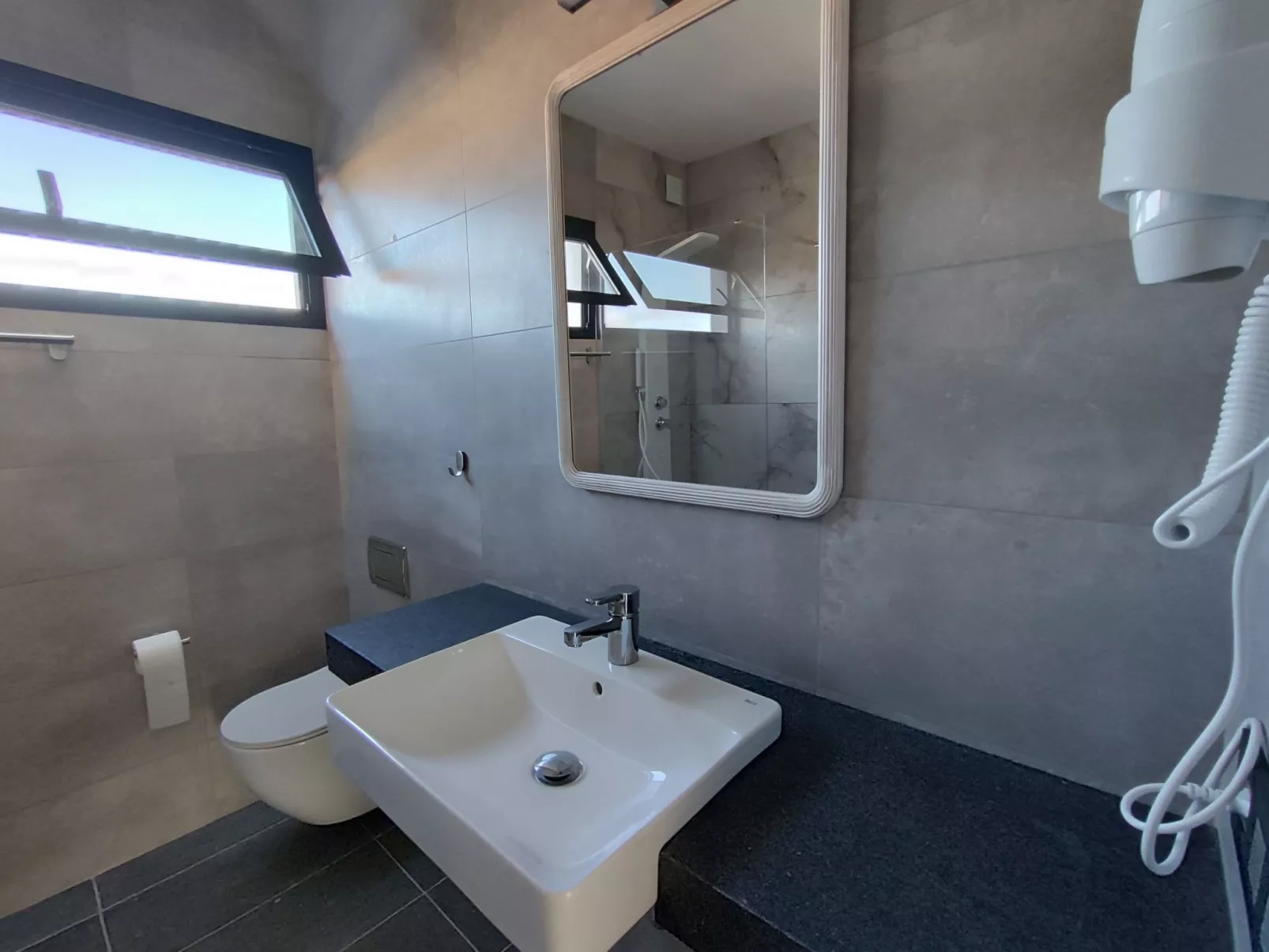 Luxuriöse Villa mit privatem Pool und Bergblick - Image-tags.info