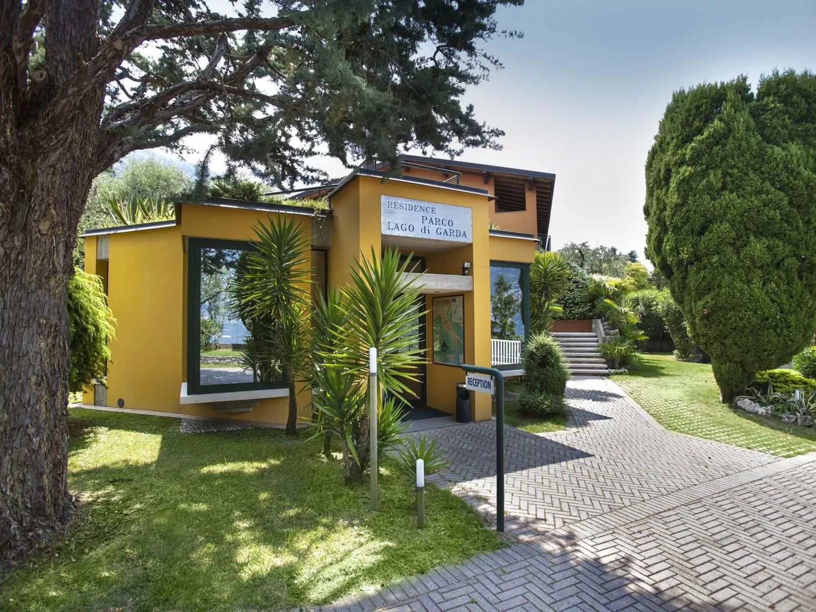 Zwei-Zimmer-Wohnung mit Seeblick, Grill und Gemeinschaftspool - Image-tags.info