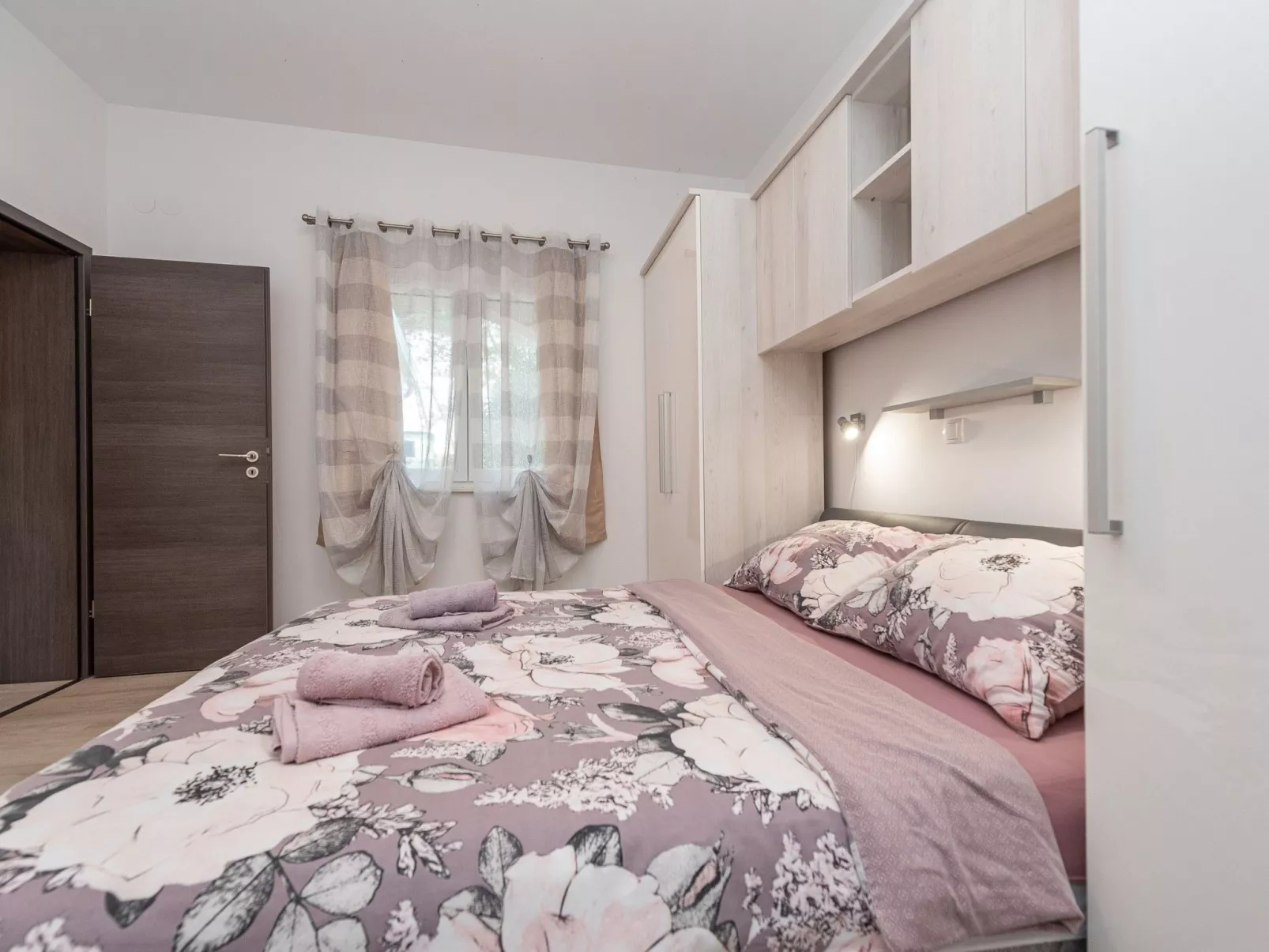 Apartment Buskulic Anamarija 3 - Image-tags.info