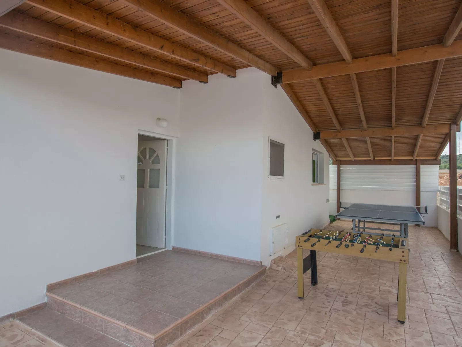 Geräumige Villa mit 3 Schlafzimmern und Pool in Protaras - Buiten