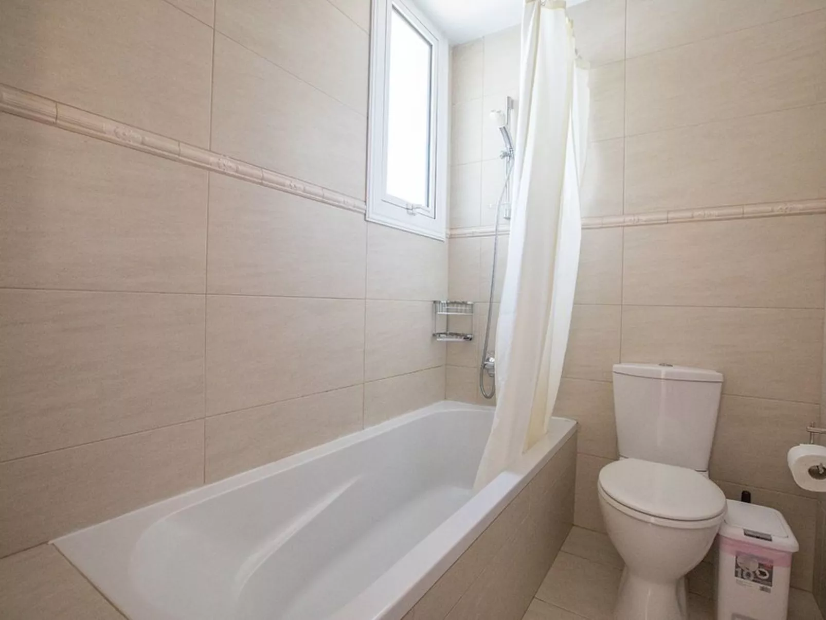 3-Bett-Villa mit privatem Pool in einer bewachten Anlage - Image-tags.info