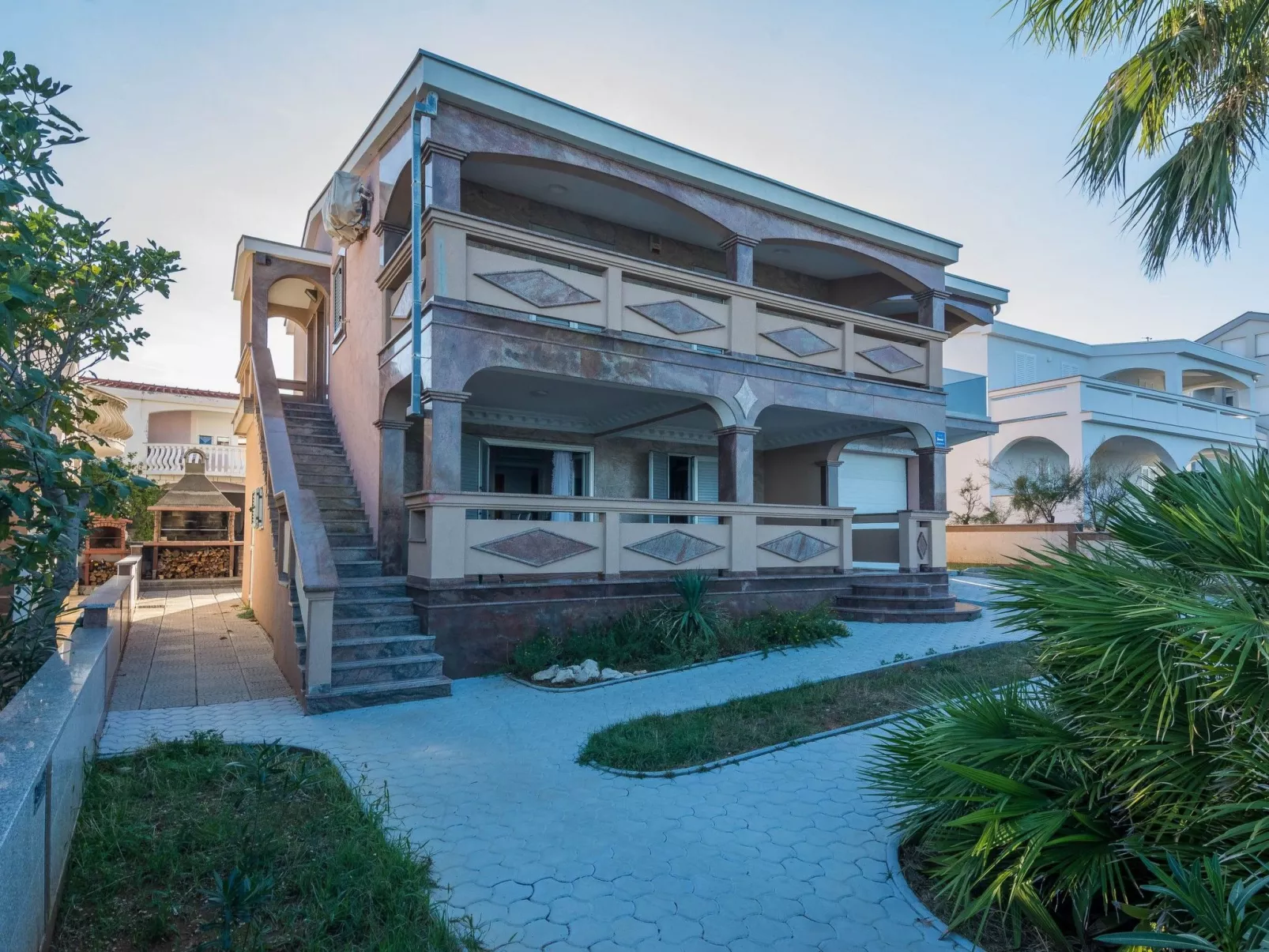 Apartment Weiss 2 - Image-tags.info