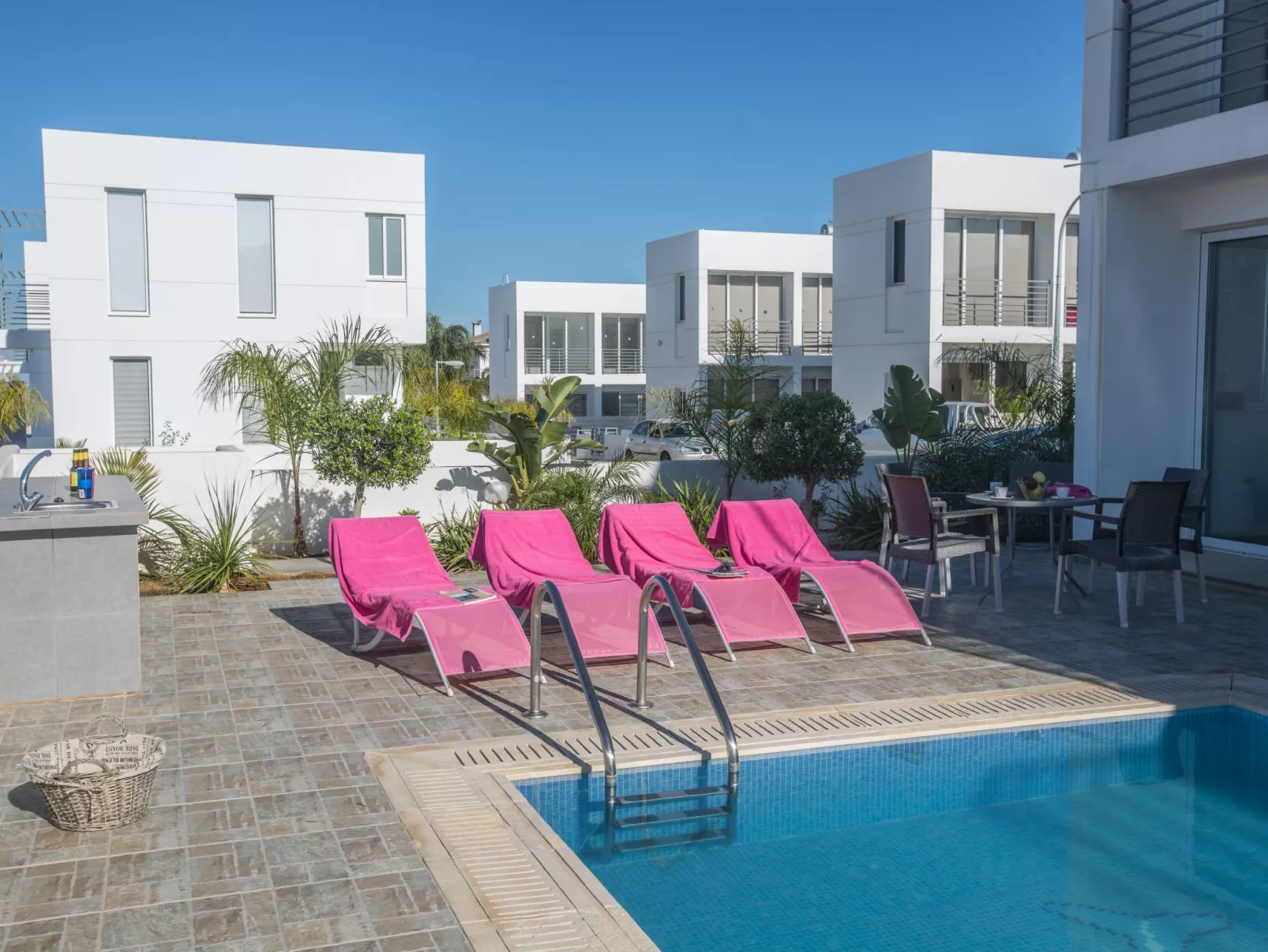 Protaras Perle Villa PE16 - Image-tags.info